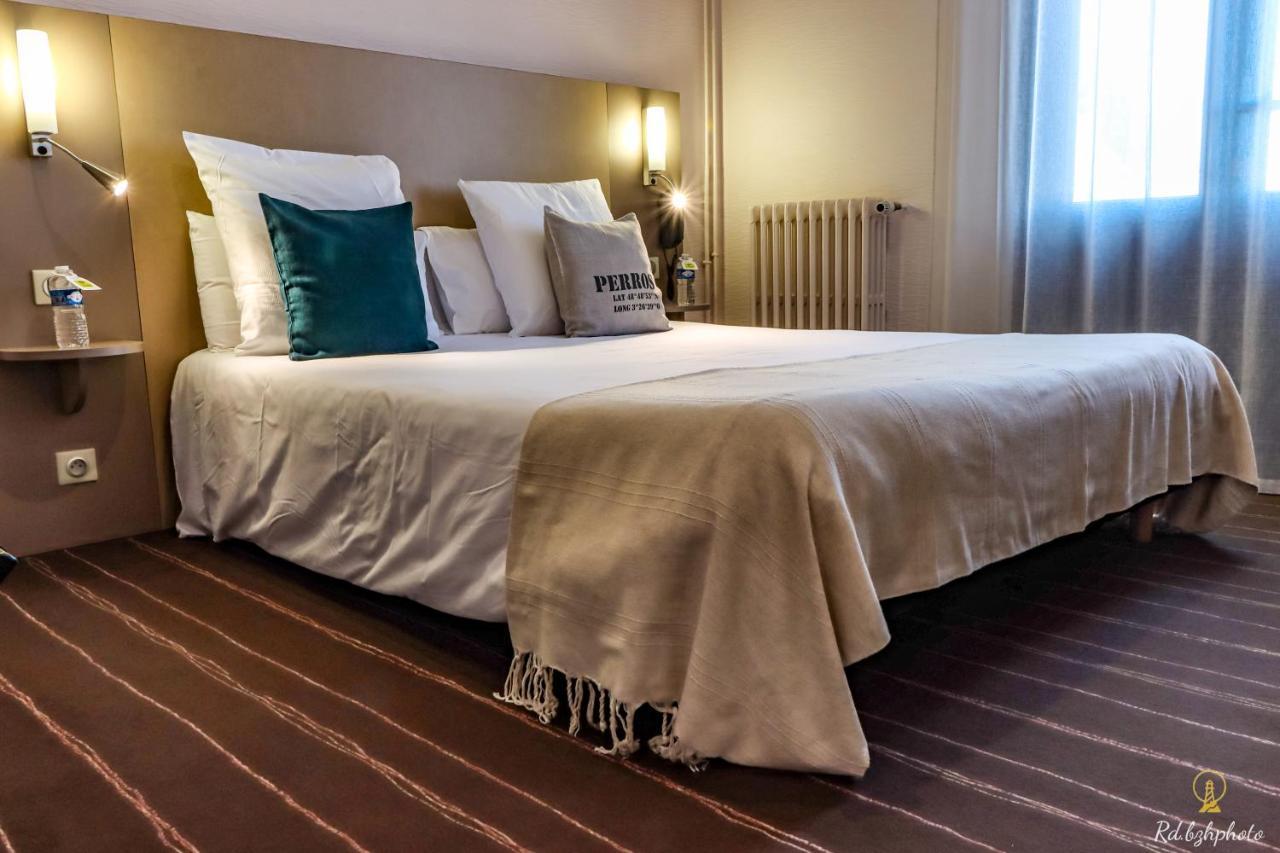Logis Hotel Du Parc Перос-Гирек Екстериор снимка