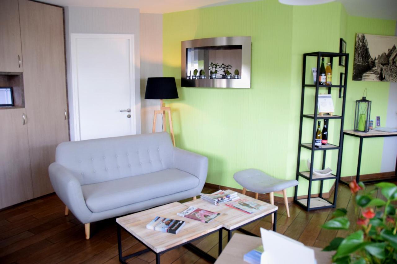 Logis Hotel Du Parc Перос-Гирек Екстериор снимка